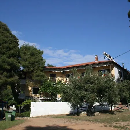 Xenios Loutra Village Karnagio Loutra (Kassandra)