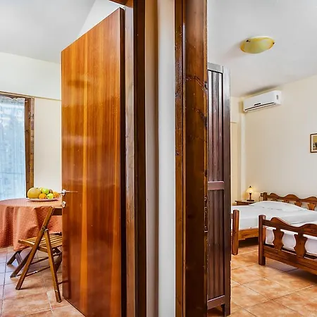 Apartment Xenios Loutra Village Karnagio *